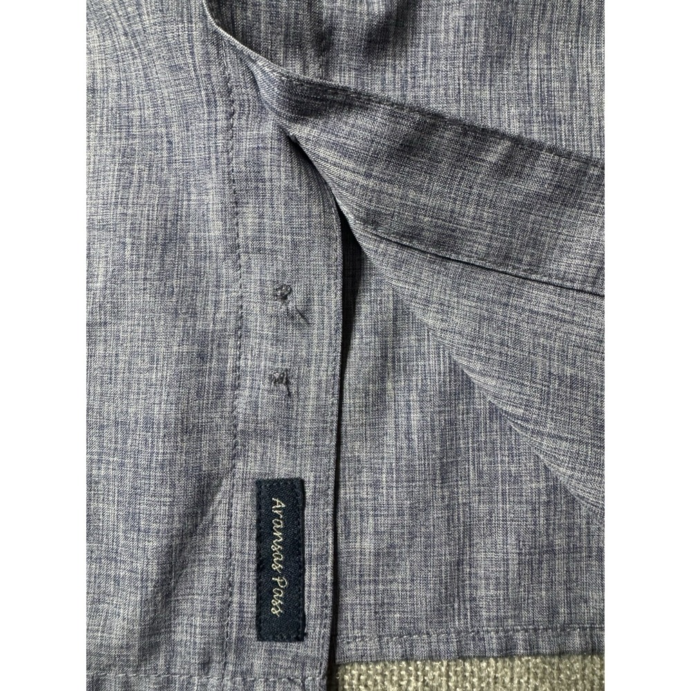 Magellan Fish Gear Shirt Mens XL Blue Fishing Button Up Vented Moisture Wicking - Picture 3 of 16